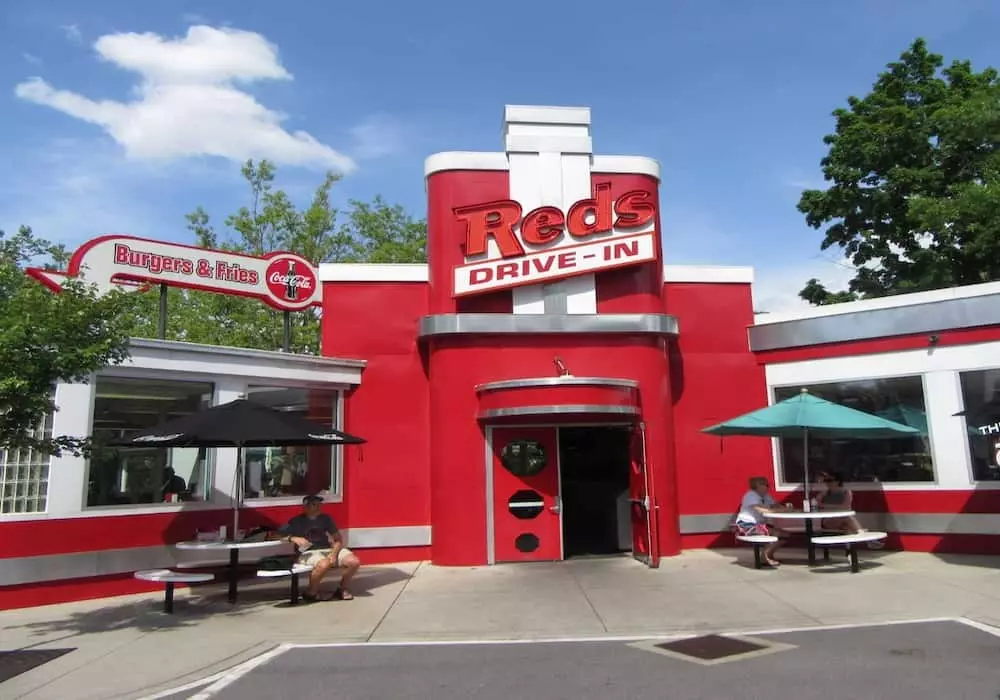 red's diner at dollywood 
