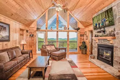 Private Sunsets budget friendly cabin in Pigeon Forge