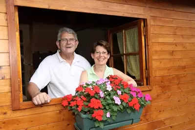 couple enjoying a romantic Gatlinburg vacation in a secluded Gatlinburg cabin