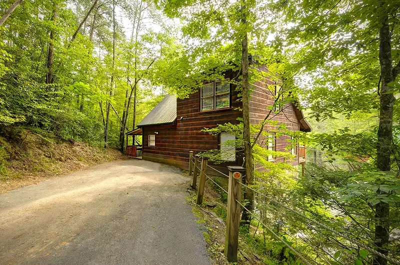 Bearadise II 1 Bedroom Sevierville Cabin Rental