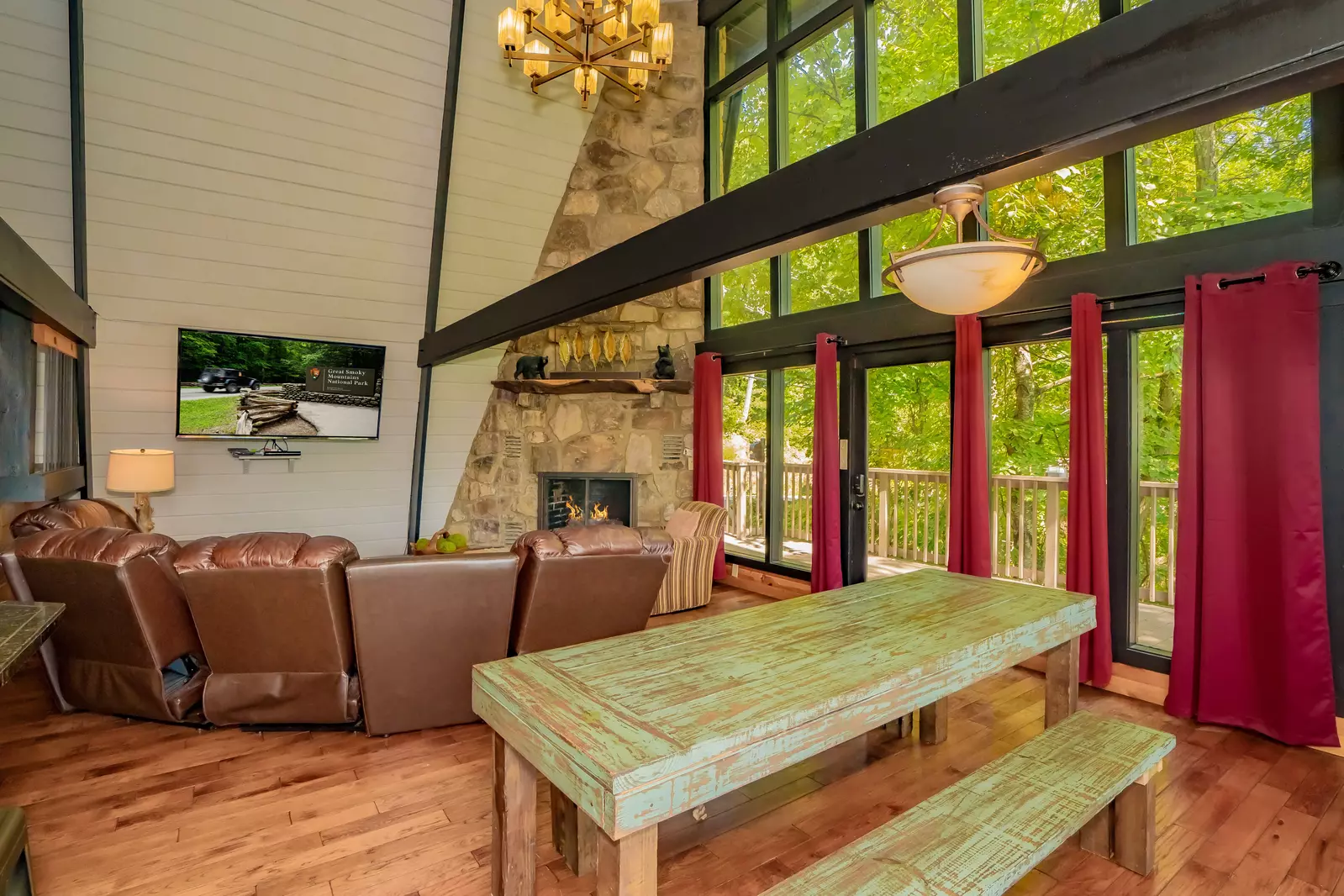 Chateau Sur Lamont 5 Bedroom Gatlinburg Cabin Rental