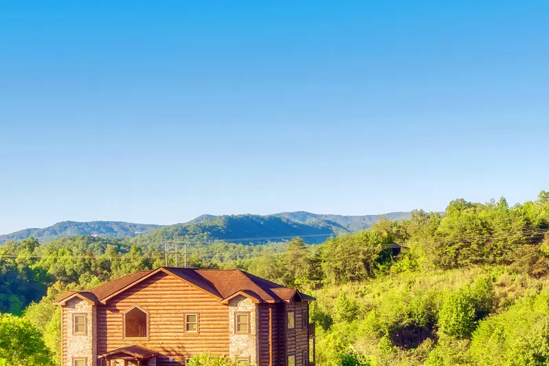 Eden of the Smokies 5 Bedroom Sevierville Cabin Rental
