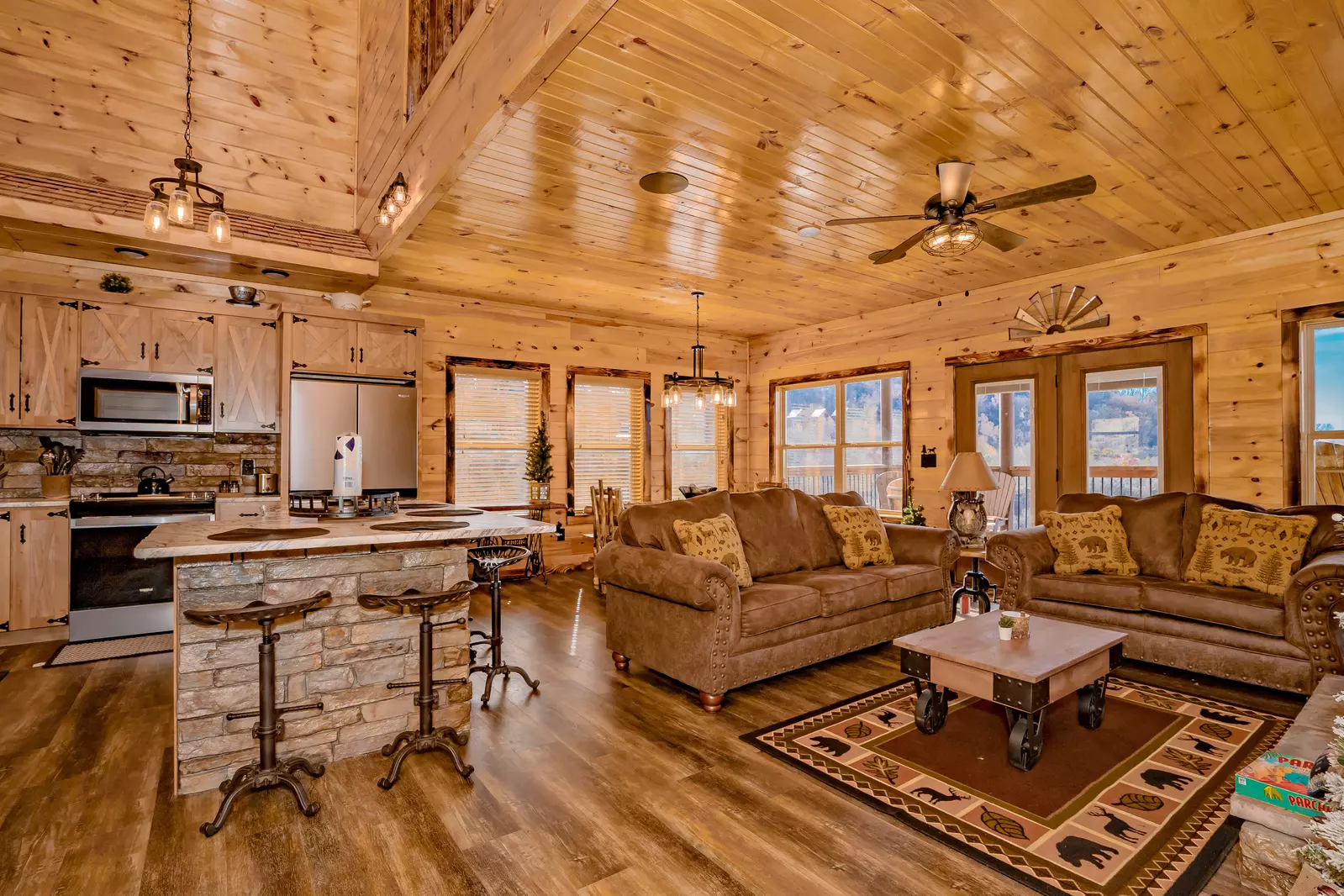 Cowboys Trail 3 Bedroom Sevierville Cabin Rental