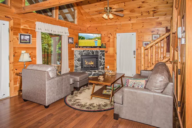 Forest View Hideaway 2 Bedroom Sevierville Cabin Rental