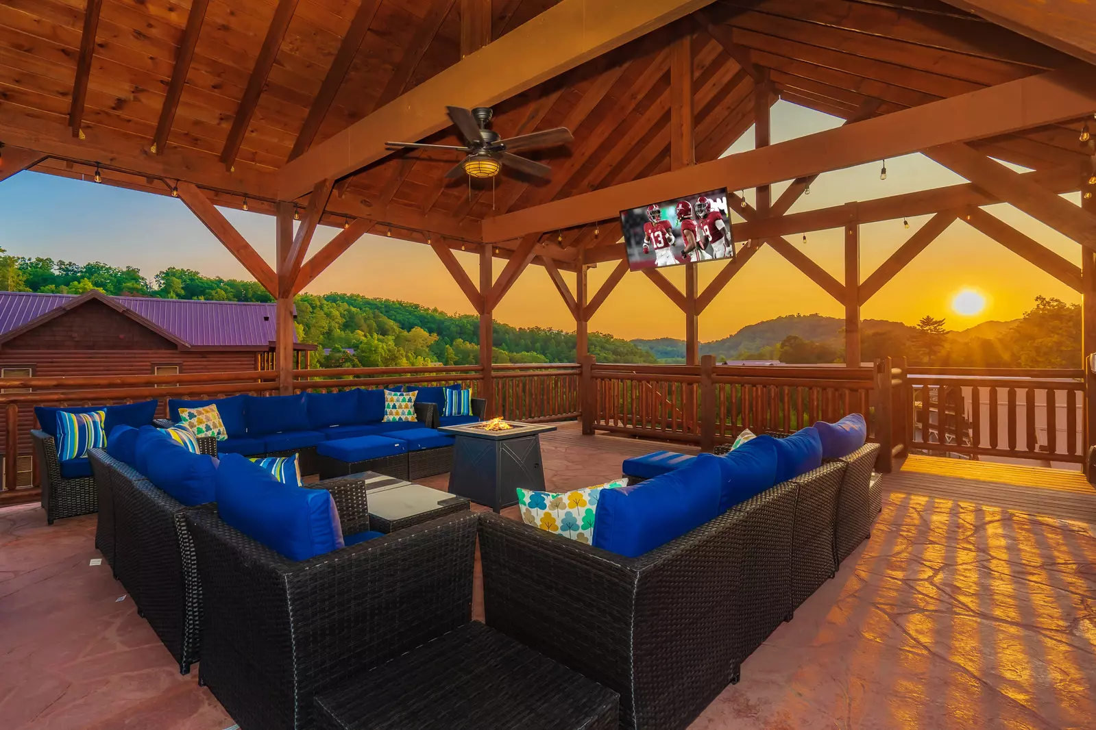 GraceView Lodge 8 Bedroom Sevierville Cabin Rental