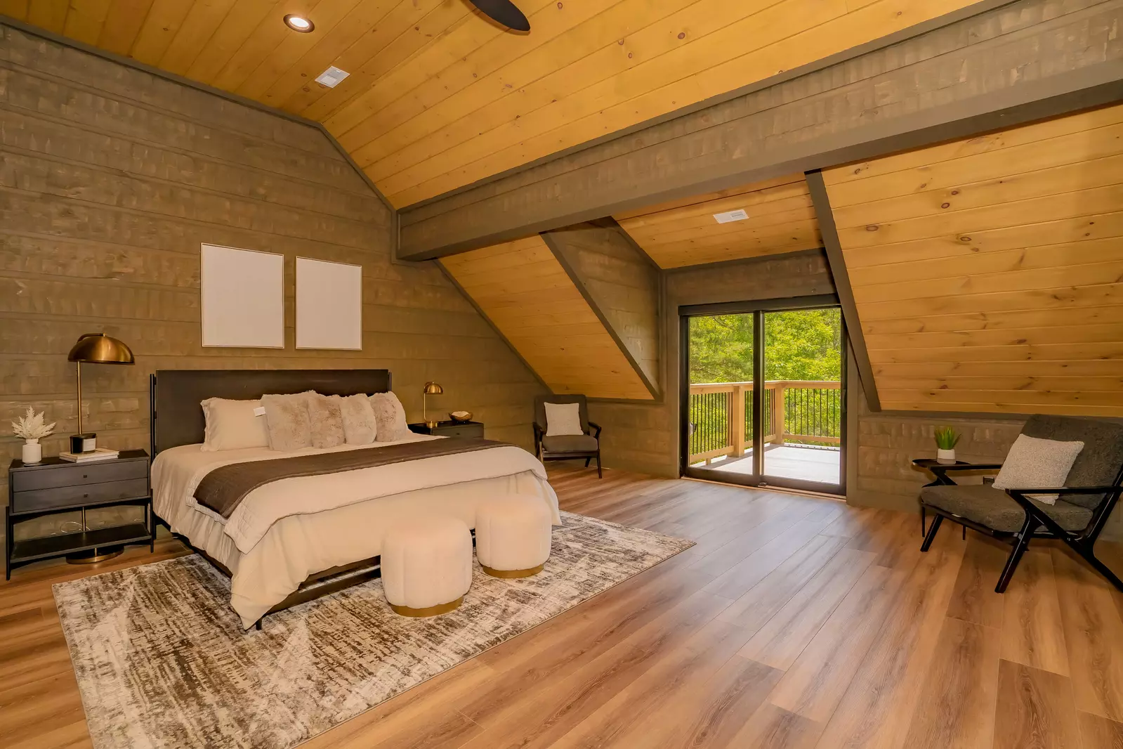 Modern Mountain Majesty - 3 Bedroom Sevierville Cabin Rental