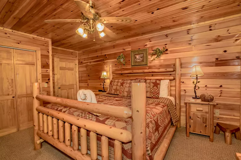 Sugar Shack - 1 Bedroom Sevierville Cabin Rental