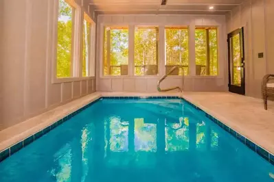 pool at timber tops cabin