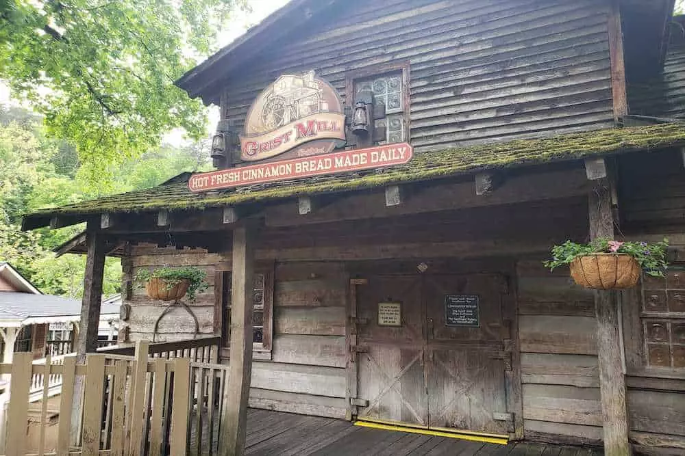 grist mill dollywood