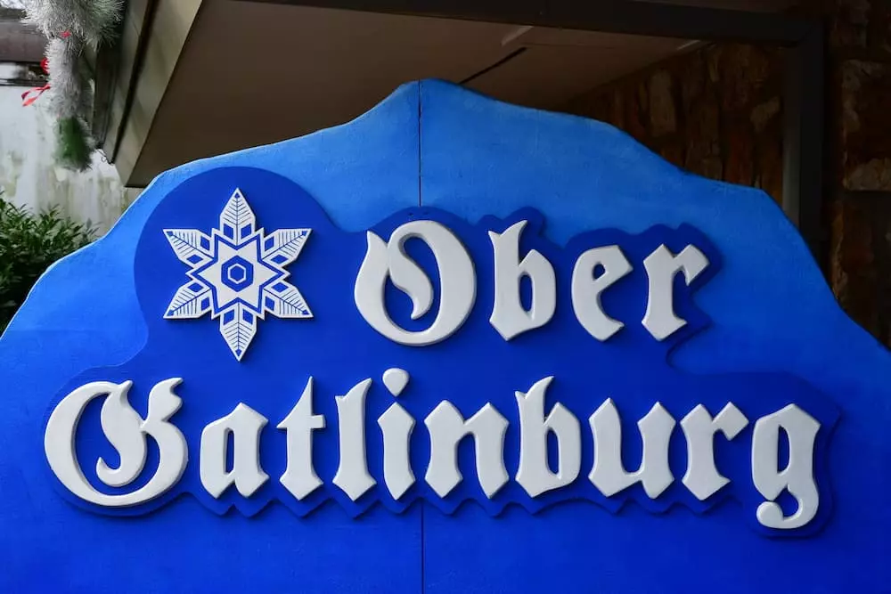 ober gatlinburg sign