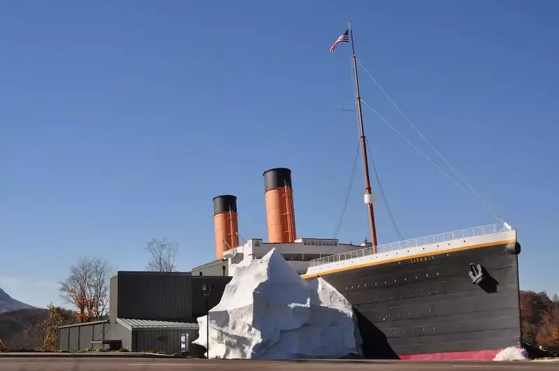 titanic museum pigeon forge