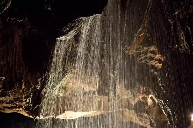 tuckaleechee caverns waterfall