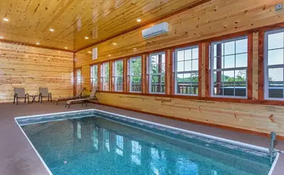 Indoor Pool in Splash Manor cabin