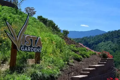 sign for the vista gardens at anakeesta