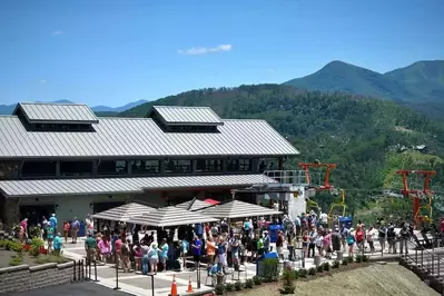 skydeck at gatlinburg skylift park