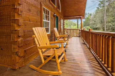 a mountain heart song pigeon forge cabin near parkway