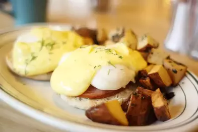 eggs benedict with potatoes