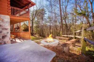 outside of A Stone's Throw Pigeon Forge cabin near Parkway