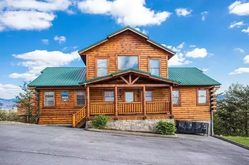 pigeon forge luxury cabin