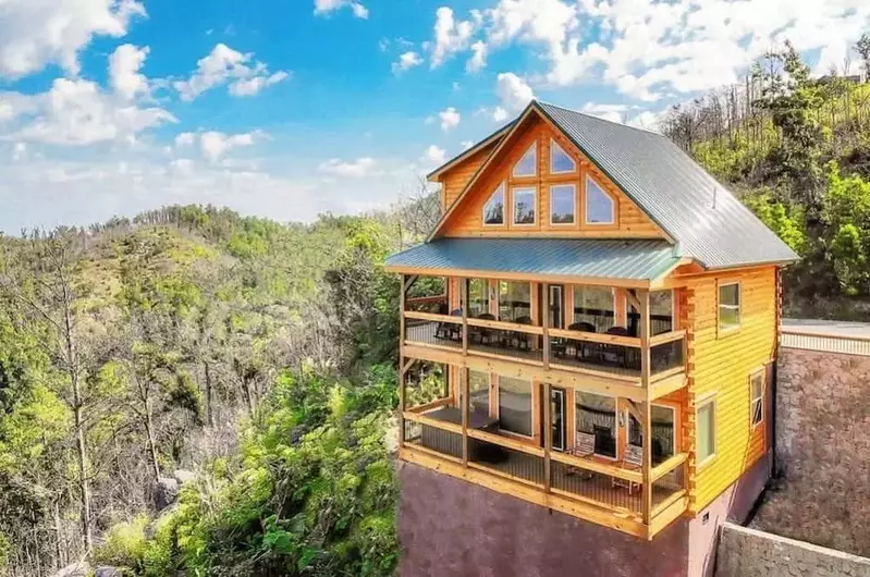 The Mountain View Cabin.