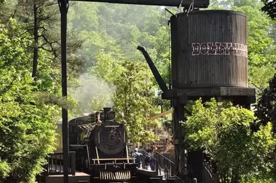 An old-fashioned steam engine at Dollywood.