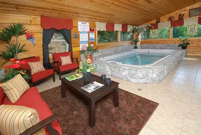 A Paradise Splash romantic Gatlinburg cabin rentals with indoor pool