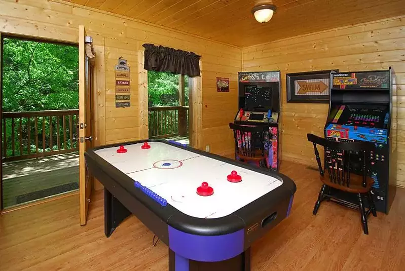 Fun games in gatlinburg cabin with arcade games