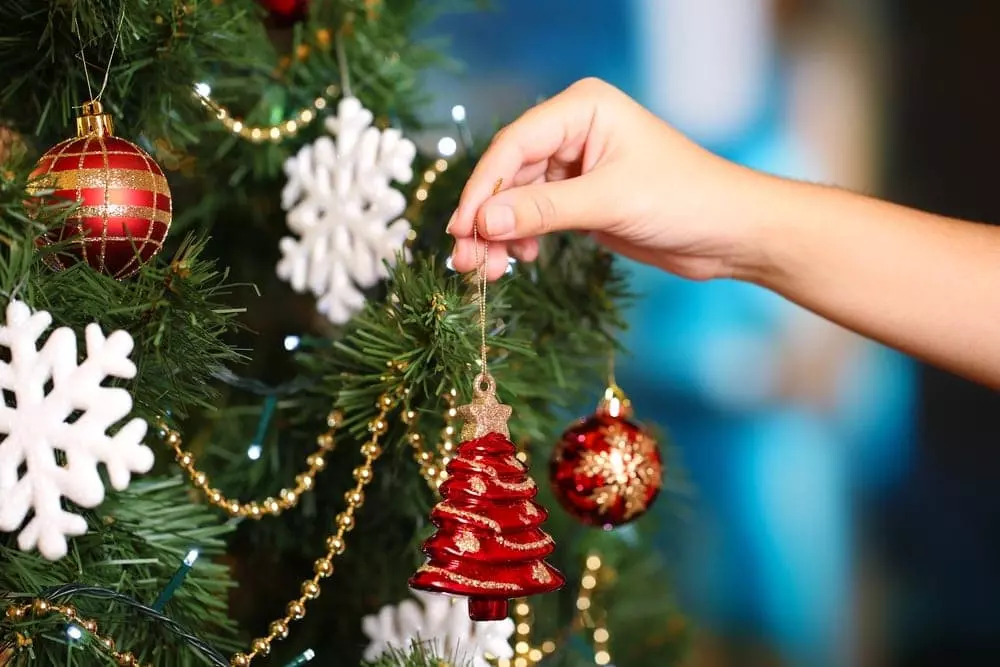 Decorating a Christmas tree