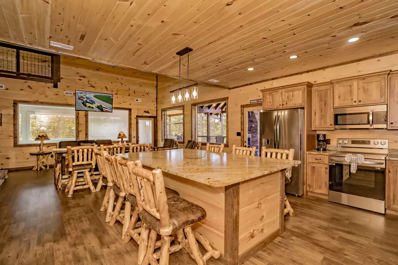 Grouse Mountain Lodge 5 Bedroom Sevierville Cabin Rental