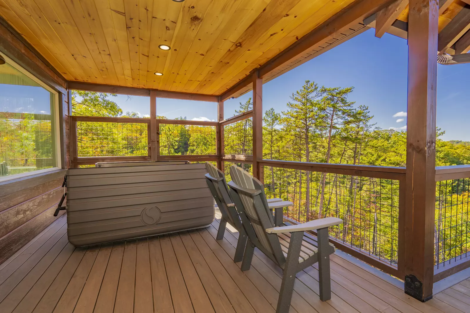 Grouse Mountain Lodge 5 Bedroom Sevierville Cabin Rental