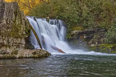 abrams falls in cades cove