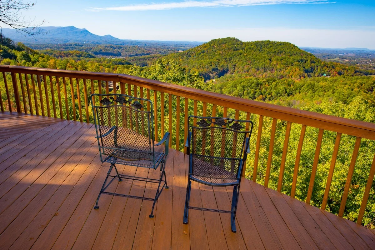 views from an affordable cabin in the smoky mountains