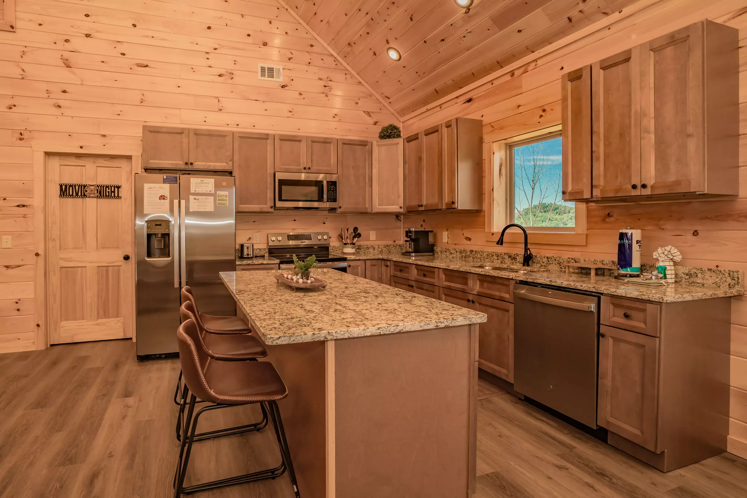 Smoky Mountain Vista - 2 Bedroom Sevierville Cabin Rental