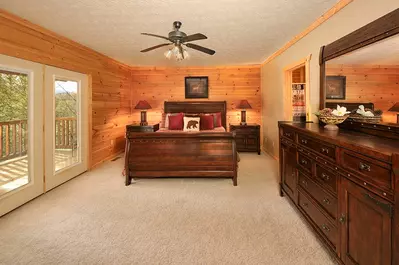Mountain Lodge 11