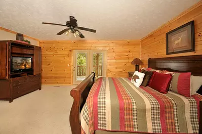 Mountain Lodge 12