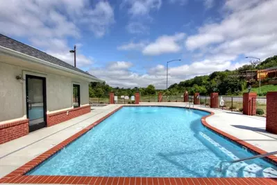 The Perfect Location 15