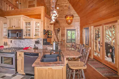 Grand Bluff Lodge 13