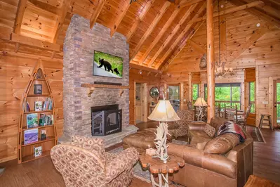 Grand Bluff Lodge 18