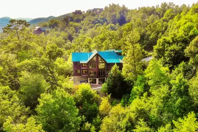 Grand Bluff Lodge 57