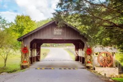 Grand Bluff Lodge 61