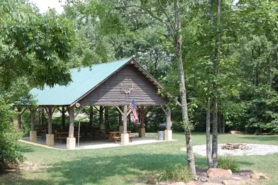 Grand Bluff Lodge 66