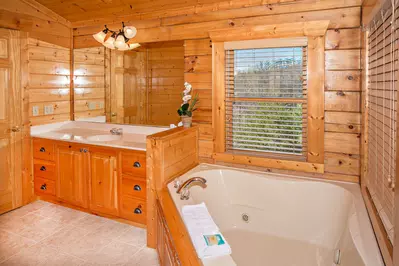 Linger Lodge 12