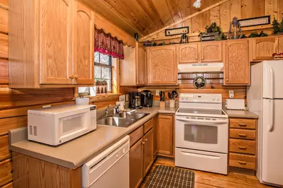 Cozy Bear Retreat 7