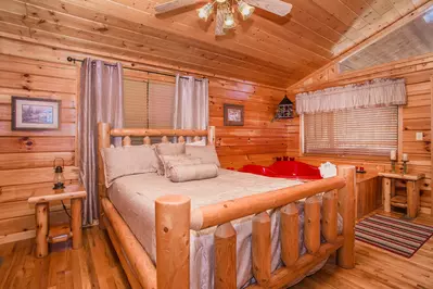Cozy Bear Retreat 9