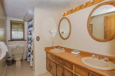 Cedar Pointe 12