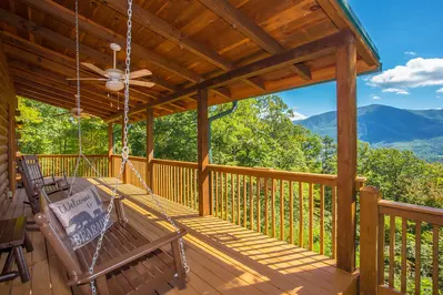 Chubby Bear Lodge 20