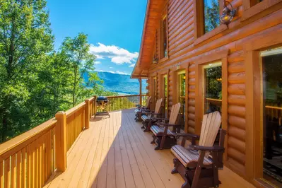 Chubby Bear Lodge 21