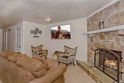 Ski View Getaway 32