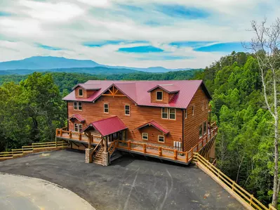 Smoky Mountain Retreat 8