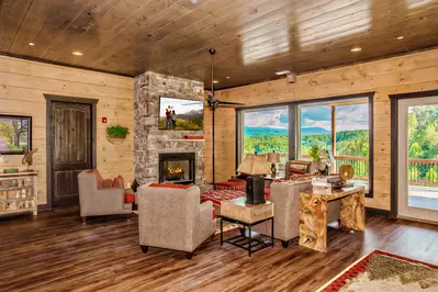 Smoky Mountain Retreat 10
